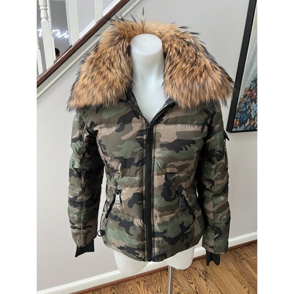 SAM. New York Camo Asiatic Raccoon Fur Freestyle Down Jacket Size Medium - Picture 3 of 5